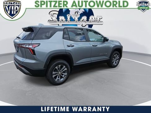 New 2026 Chevrolet Equinox LT w/ Convenience Package II AWD/4WD image 8
