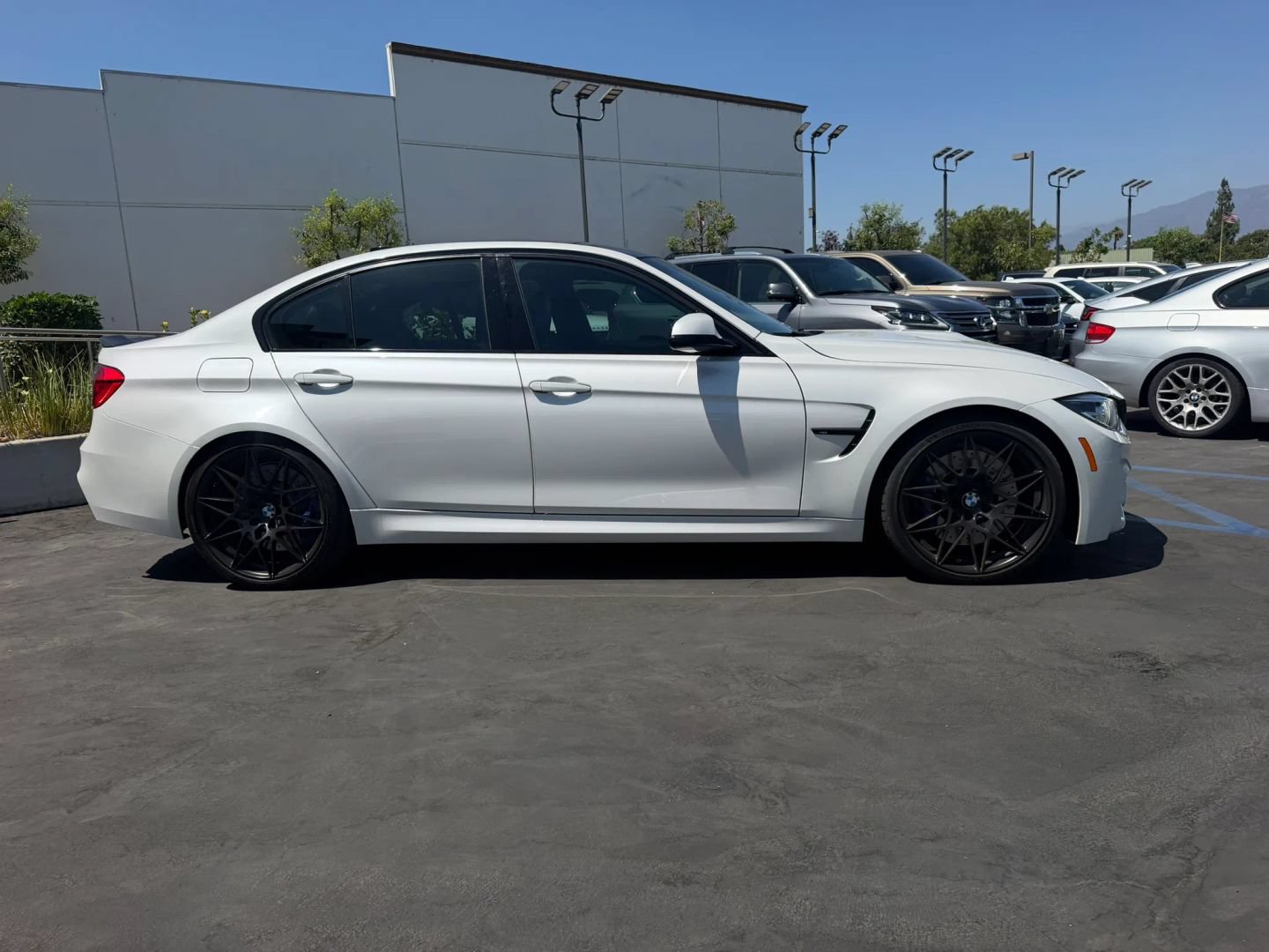 Used 2018 BMW M3 w/ Competition Package RWD image 4
