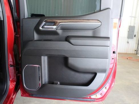 Used 2024 GMC Sierra 1500 Elevation AWD/4WD image 14