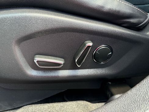 Used 2017 Ford Explorer Limited FWD image 14