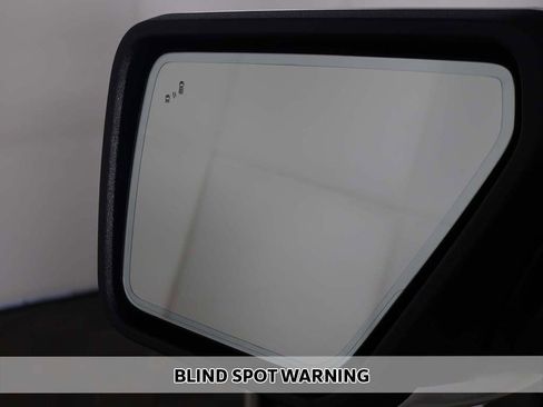 Used 2022 Ford F150 Lariat image 5