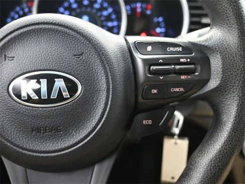 Used 2015 Kia Optima LX image 25