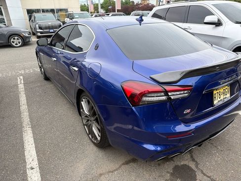 Used 2017 Maserati Ghibli S Q4 AWD/4WD image 2