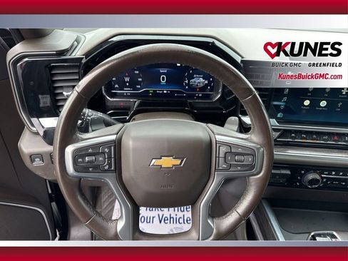 Used 2022 Chevrolet Silverado 1500 LTZ image 19