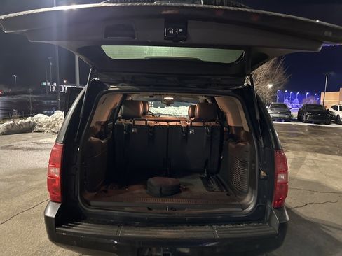 Used 2012 Chevrolet Tahoe LT image 11