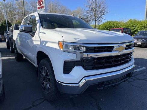 Used 2023 Chevrolet Silverado 1500 LT image 5