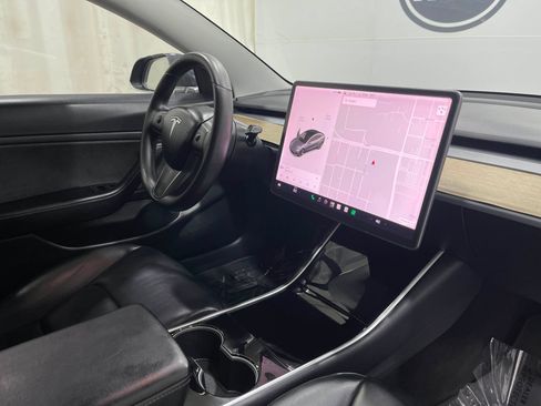 Used 2020 Tesla Model 3 Long Range AWD/4WD image 20