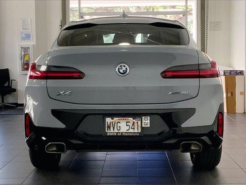 Used 2023 BMW X4 xDrive30i w/ M Sport Package image 4