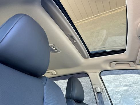 Used 2024 Subaru Outback Touring XT AWD/4WD image 16