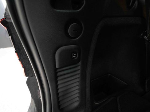 Used 2021 Dodge Durango GT image 28