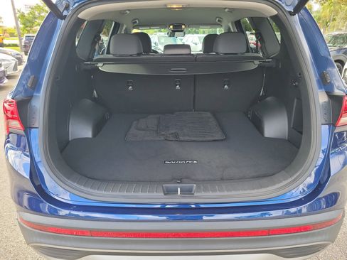 Used 2023 Hyundai Santa Fe SEL w/ Cargo Package image 5