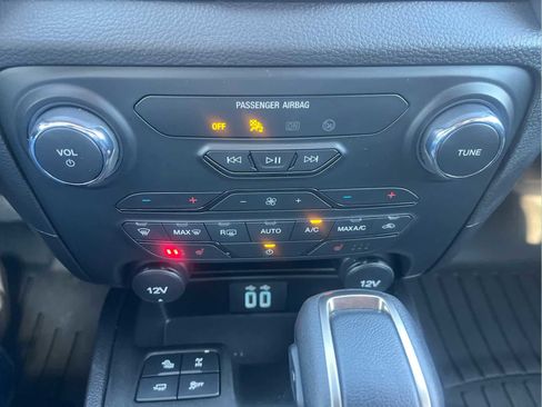 Used 2022 Ford Ranger Lariat w/ FX4 Off-Road Package image 37