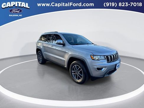 Used 2019 Jeep Grand Cherokee Limited image 2