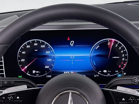 New 2026 Mercedes-Benz GLE 450e 4MATIC image 18