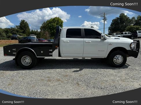 Used 2024 RAM 3500 Laramie AWD/4WD image 7