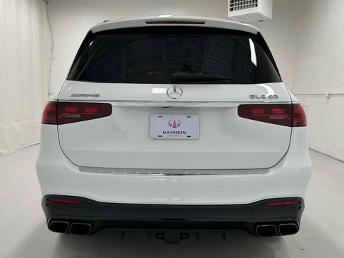 Used 2025 Mercedes-Benz GLS 63 AMG 4MATIC image 7