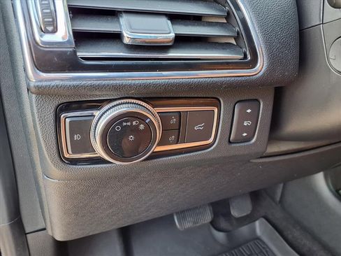 Used 2021 Lincoln Navigator Reserve w/ Luxury Package image 25