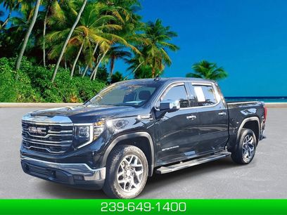 Certified 2022 GMC Sierra 1500 SLT w/ SLT Convenience Package