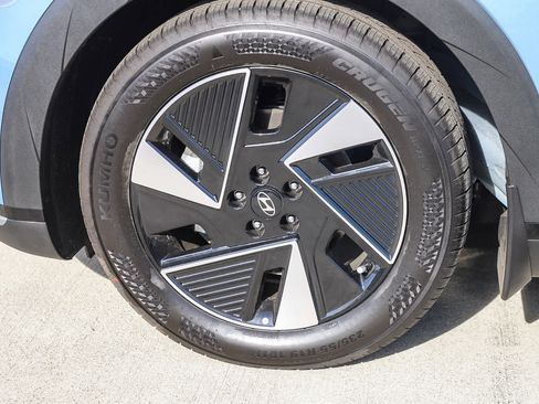 New 2026 Hyundai Ioniq 5 SEL image 7