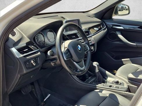 Used 2018 BMW X1 sDrive28i w/ Convenience Package FWD image 9