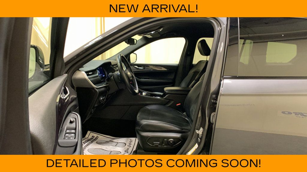 Used 2021 Jeep Grand Cherokee L Laredo AWD/4WD image 28
