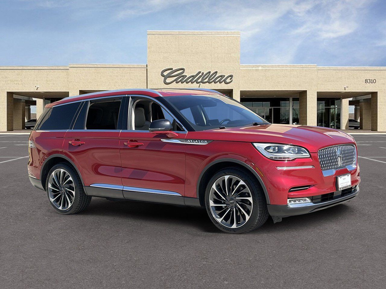 Used 2020 Lincoln Aviator Reserve w/ Equipment Group 202A AWD/4WD image 3