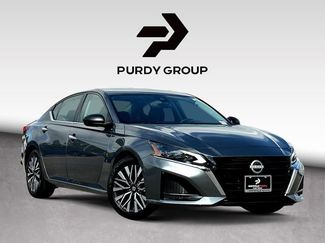 Used 2024 Nissan Altima 2.5 SV video 1