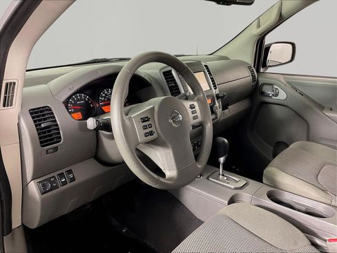 Certified 2021 Nissan Frontier SV w/ Midnight Edition Floor Mats AWD/4WD image 18