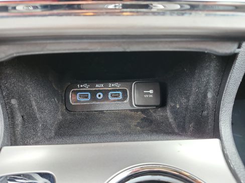 Used 2019 Jeep Grand Cherokee Altitude AWD/4WD image 24