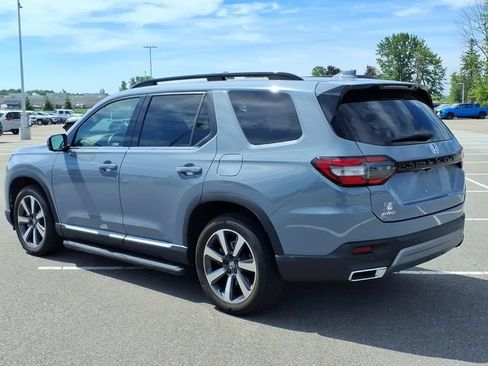 Used 2023 Honda Pilot Elite image 4