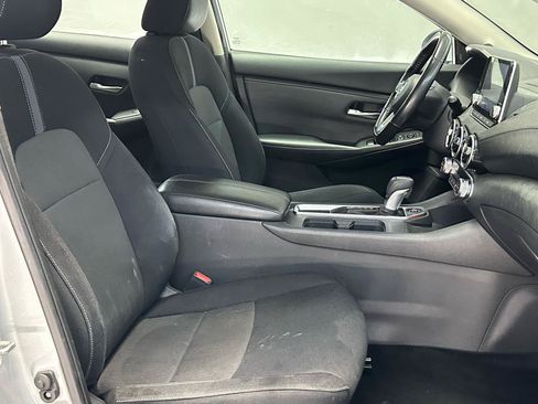 Used 2021 Nissan Sentra SV FWD image 9
