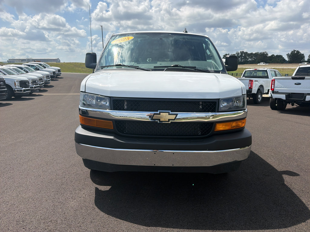 Used 2025 Chevrolet Express 2500 w/ Driver Convenience Package RWD image 2