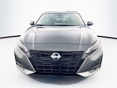 New 2026 Nissan Altima 2.5 SV w/ SV Special Edition Package FWD image 2