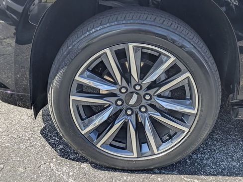 Used 2021 Cadillac Escalade Sport w/ Driver Assist Tech Package AWD/4WD image 11
