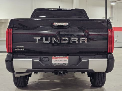 Used 2025 Toyota Tundra Limited AWD/4WD image 14