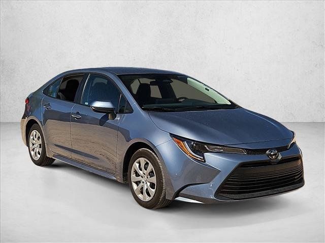 Used 2026 Toyota Corolla LE FWD image 3