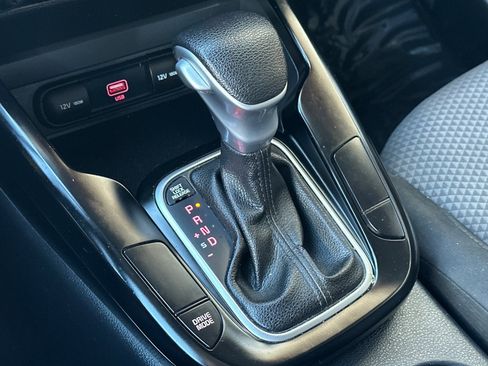 Used 2021 Kia Soul LX image 27