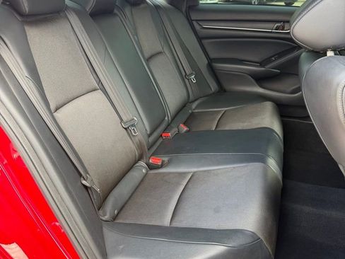 Used 2018 Honda Accord Sport image 24