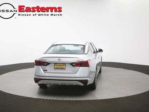 Used 2023 Nissan Altima 2.5 SV FWD image 37