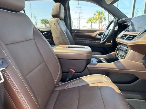 Used 2022 Chevrolet Tahoe High Country image 13