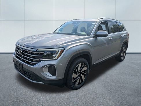New 2025 Volkswagen Atlas SEL image 7