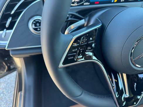 New 2026 Mercedes-Benz E 350 4MATIC Sedan image 19