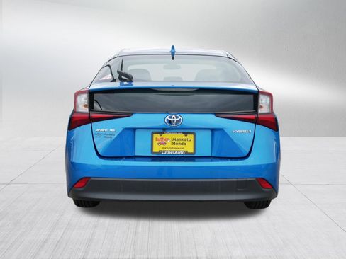 Used 2021 Toyota Prius LE FWD image 6
