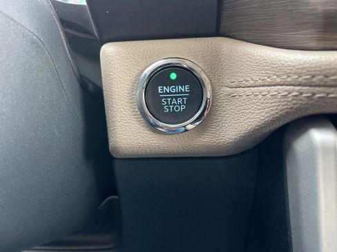 Certified 2024 Ford Expedition Limited image 13