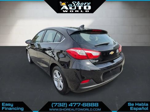 Used 2017 Chevrolet Cruze LT w/ Convenience Package FWD image 7