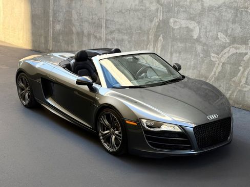 Used 2012 Audi R8 V10 image 13