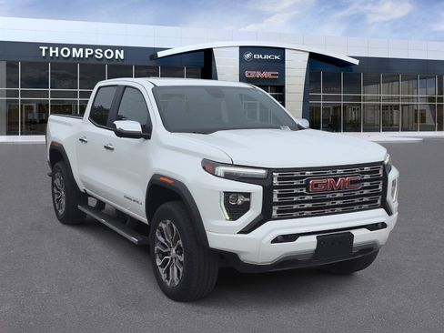 Used 2023 GMC Canyon Denali AWD/4WD image 1
