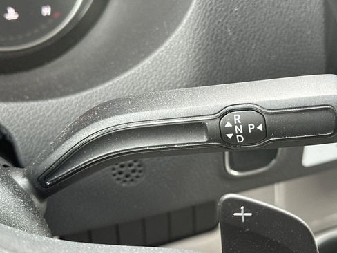 Used 2023 Mercedes-Benz Sprinter 2500 image 19