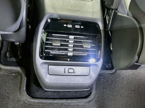 Used 2022 Volkswagen ID.4 Pro S RWD image 28