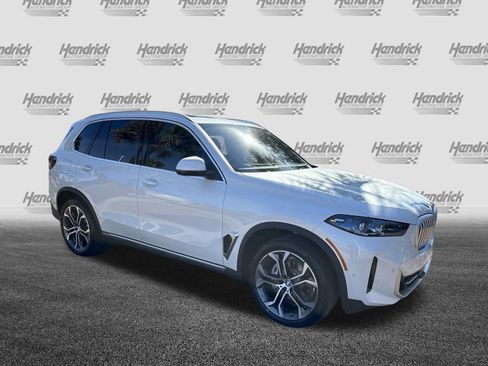 Used 2026 BMW X5 xDrive40i AWD/4WD image 2